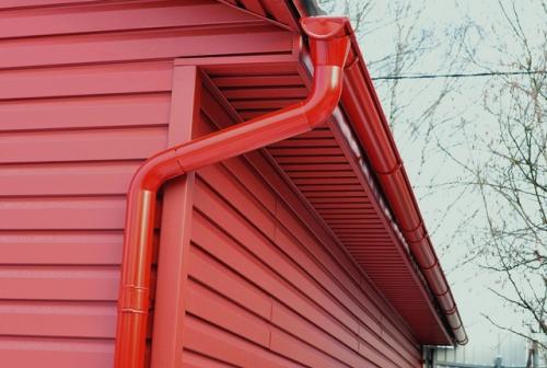 Монтаж водосточной системы. Функции водосточных систем 11