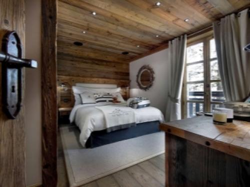 Спальня в деревянном стиле. Деревянная спальня 05