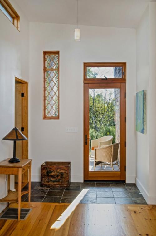 Дизайн тамбура в подъезде. Тамбур в частном доме