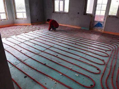 Что лучше тёплый пол или радиаторы отопления в частном доме. Тёплый пол или батареи, что лучше в частном доме?