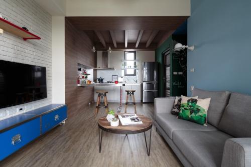 Интересный современный дизайн небольшой квартиры 02