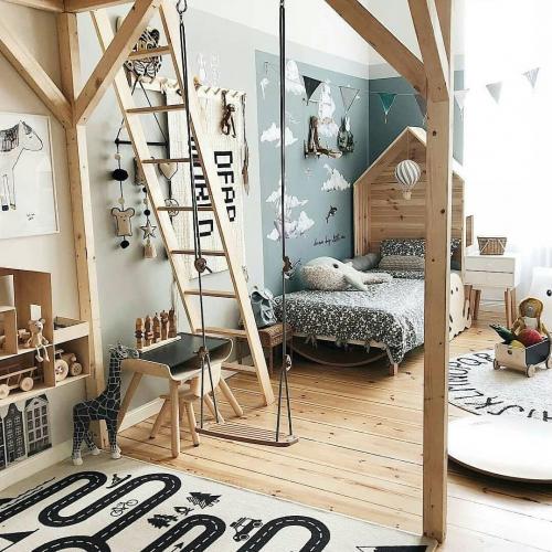 Яркая детская комната. Что бы Вы тут изменили? 02