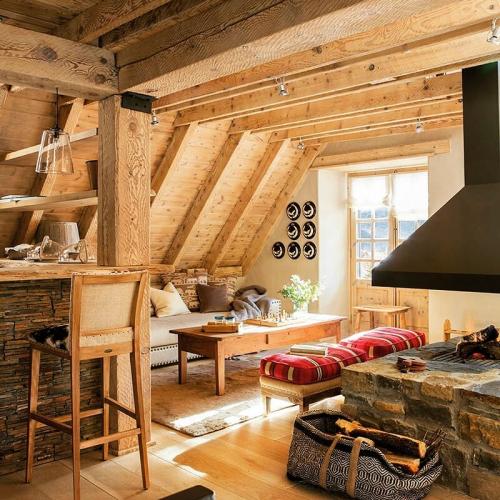 Интерьер небольшого коттеджа в горах для двоих в Испании 02