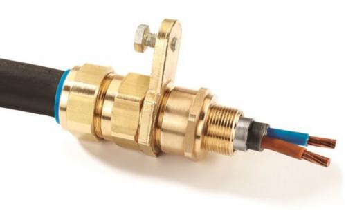 Как проложить кабель под землей на даче. Ввод электропроводки в дом