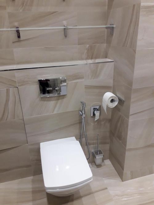 Оцените ремонт санузла. 01