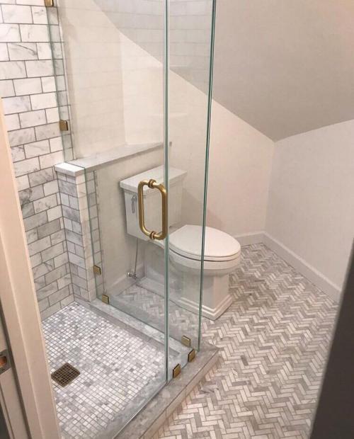 Как Вам душевая в частном доме? 02