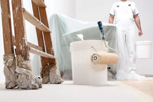 Как очистить обои от строительной пыли. С чего начать и как закончить?