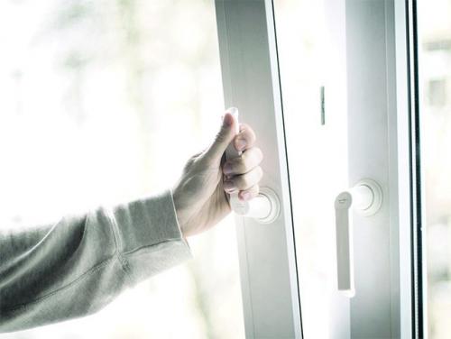 Как очистить обои от строительной пыли. С чего начать и как закончить?