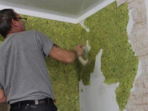 Можно ли клеить обои на водоэмульсионку. Особенности наклейки обоев