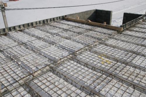 Деревянное перекрытие в доме из газобетона. Железобетонные перекрытия: плюсы и минусы