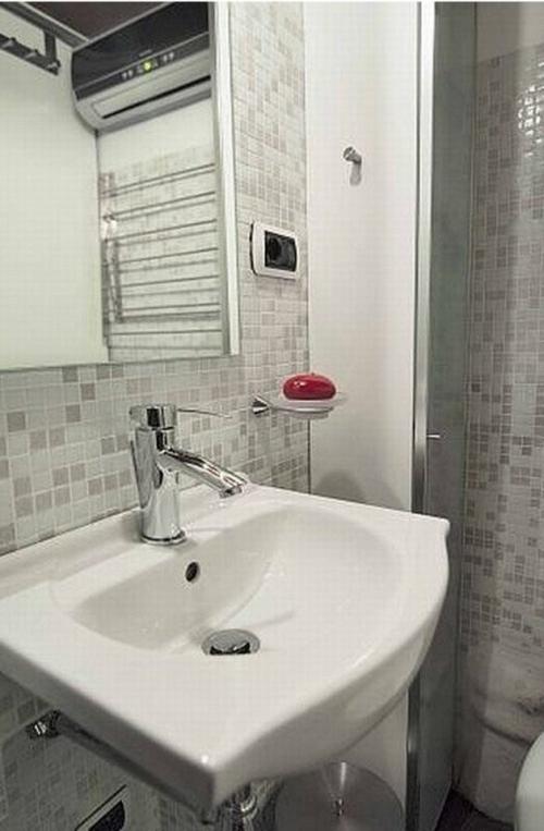 Ну очень компактная двухуровневая квартирка 05