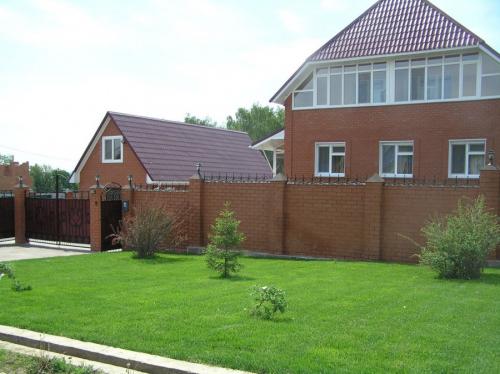 Газон рулонный состав трав. Рулонный газон — использование в ландшафтном дизайне и проектирование лужаек (90 фото)