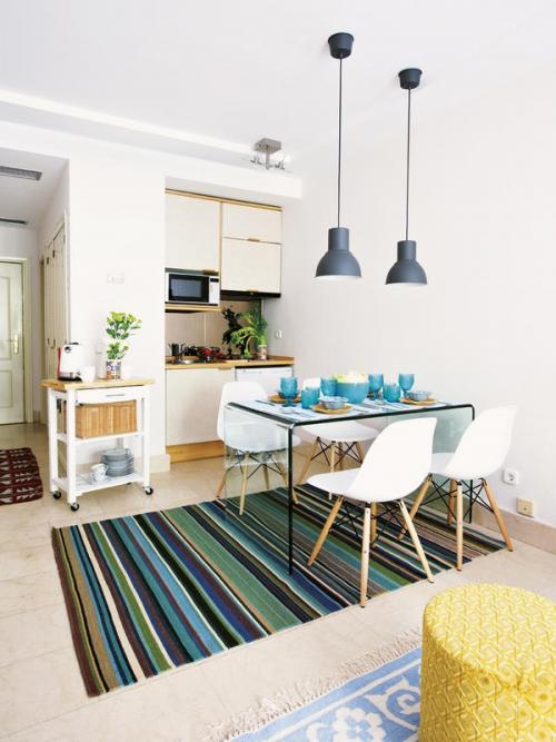 Светлая квартира с яркими акцентами. 01