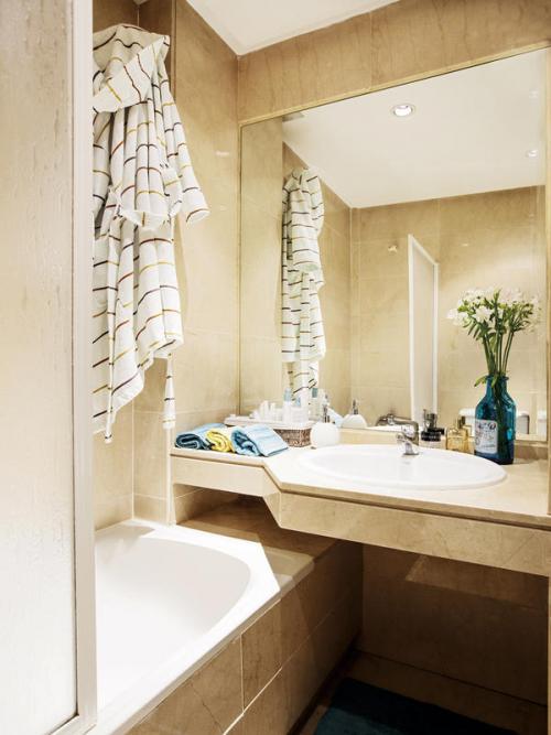 Светлая квартира с яркими акцентами. 06