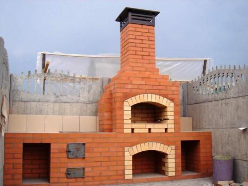 Быстрый мангал из кирпича. Мангал из кирпича своими руками: пошаговая инструкция постройки и чертежи лучших моделей для дома и дачи