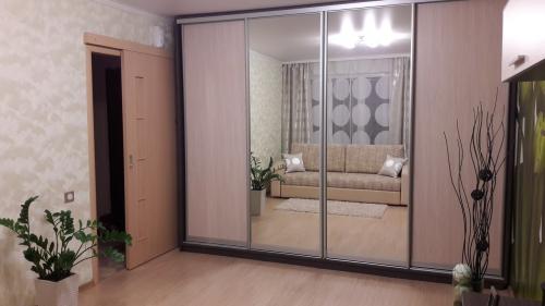 Оцените ремонт в гостиной 05