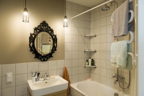 Зонирование в небольшой квартире 06