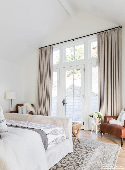 Светлая спальня с прекрасным видом 05