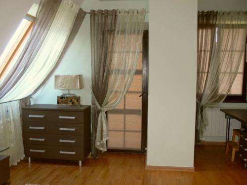 Как сделать висюльки на дверь своими руками. Виды и назначение висюлек 25