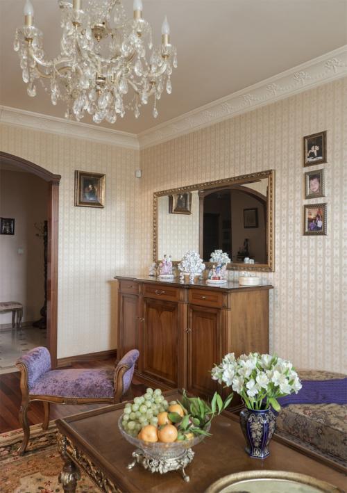 Оцените дизайн квартиры в классическом стиле 02