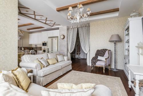 Невероятно уютная и красивая квартира. А Вам нравится? 02