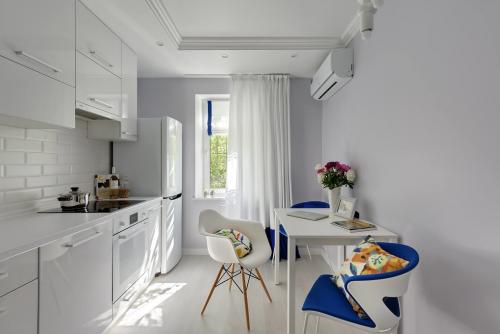 Светлый дизайн квартиры с веченними нотками) А Вам понравился дизайн? 03