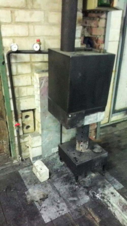 Печь на отработанном масле с водяным контуром: чертежи, фото