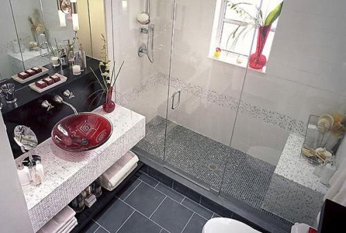 Что лучше душевая кабина или ванна в квартире. Что лучше: ванна или душевая кабина? Аргументы против фактов