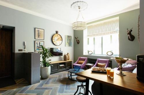 Как Вам свежий ремонт в квартире? 01