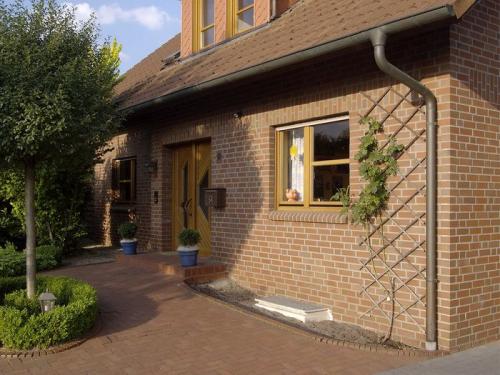 Наружная отделка деревянного дома варианты. Декоративная плиточная продукция