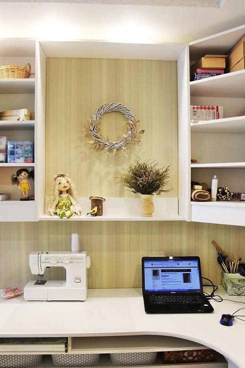 Совмещение в комнате спальной и рабочей зоны 03