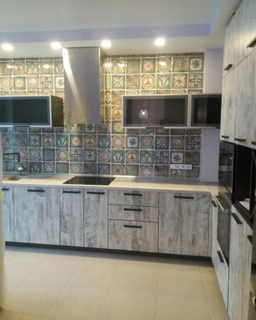 Оцените стильную кухню 01