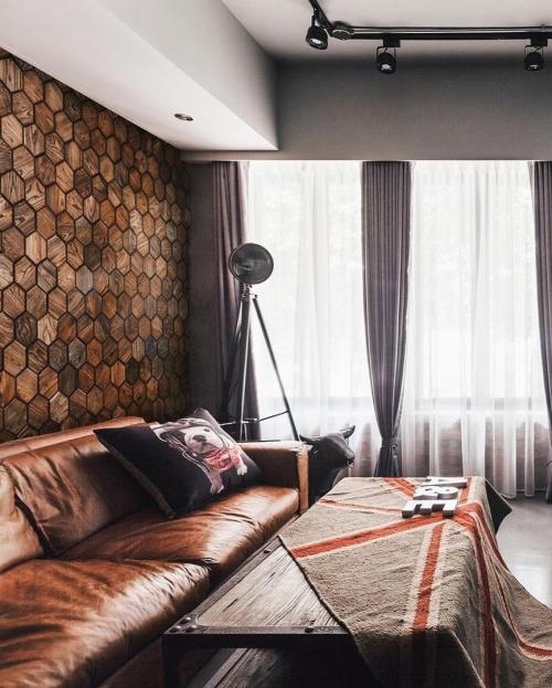 Отделка стены деревом. Как Вам такое решение? 01