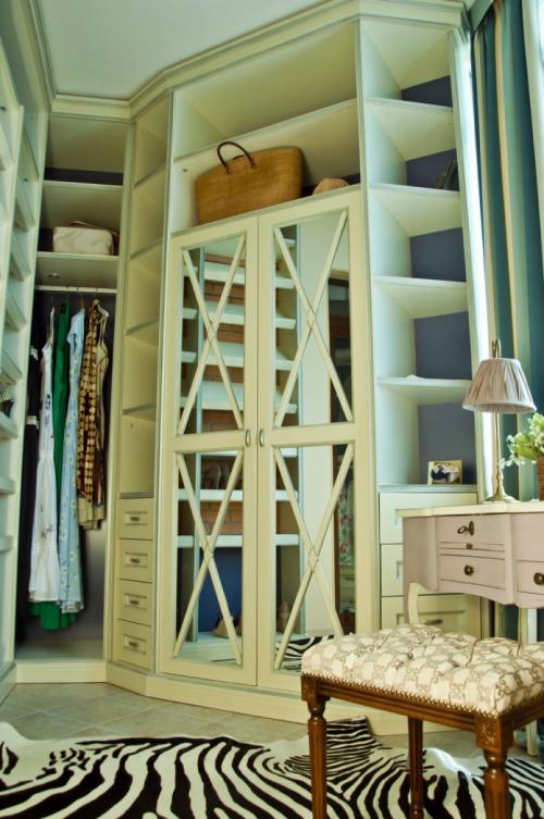 Гардеробная на балконе. Ваше мнение? 04