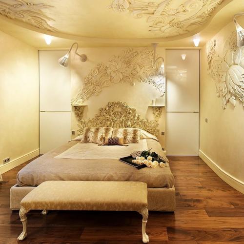 Как Вам оформление стены в спальне? Какой вариант нравится больше? 1,2,3? 01