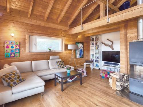 Оцените этот уютный дом 04