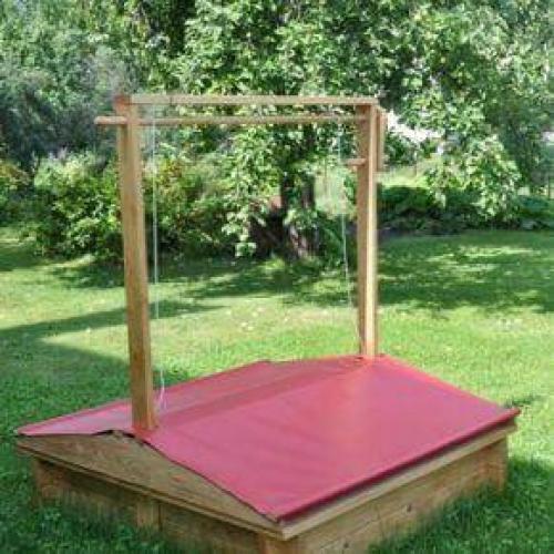 Песочница закрывающаяся своими руками. Из чего делаются песочницы своими руками: фото и советы