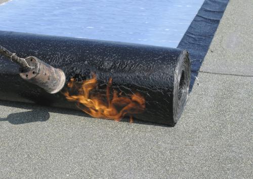 Ремонт мягкой кровли технониколь. Как отремонтировать мягкую кровлю: ремонт битумной черепицы