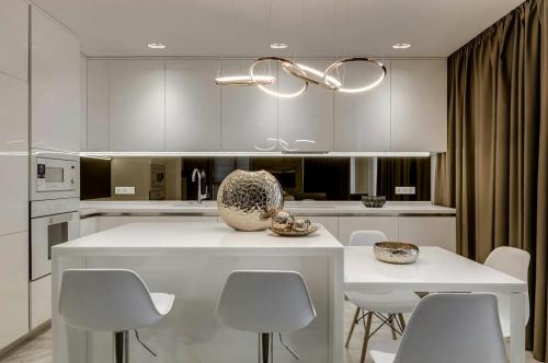 Как Вам дизайн совмещенной гостиной с кухней? 02