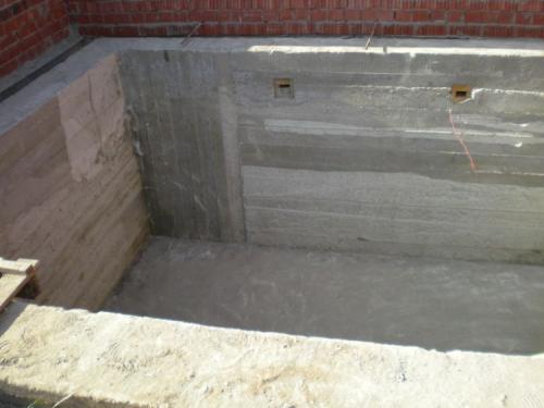 Бассейн своими руками во дворе частного дома. Какие есть виды бассейнов? 17