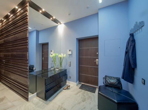 Коридор в квартире дизайн. Дизайн коридора в квартире цветовое решение, выбор стеновых и напольных покрытий