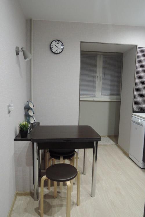 Как Вам дизайн кухни? Что бы Вы изменили, а что — нет? 01