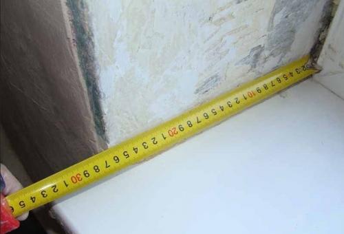 Чем отделать стену с окном. Материалы и способы отделки откосов