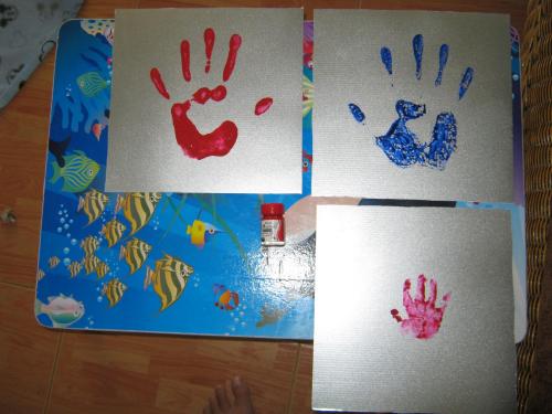 Как красиво развесить картины на стене. 5 ошибок размещения картин на стенах