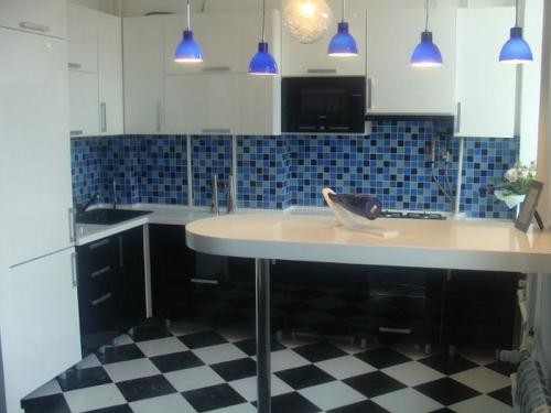 Сочетание плитки и мозаики на кухне. Преимущества и недостатки мозаики