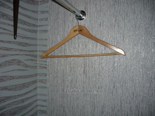 Ниша в стене, как шкаф. Ниша в стене или встроенный шкаф своими руками.