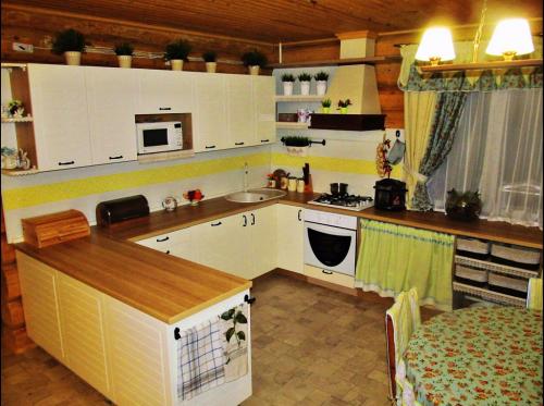 Как навести уют на кухне. Правила декора интерьера