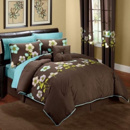 Шторы в спальню и покрывало на кровать. Разновидности 01