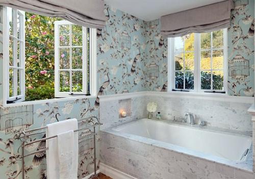 Необычный дизайн ванной комнаты. Стены