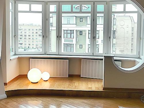 Как совместить комнату с балконом. Как законно и правильно объединить лоджию с комнатой